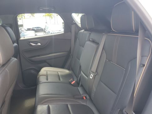 Used 2022 Chevrolet Blazer Premier FWD image 11