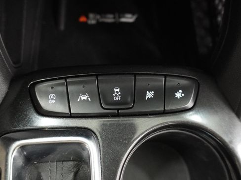 Used 2025 Chevrolet TrailBlazer LT w/ Convenience Package FWD image 30