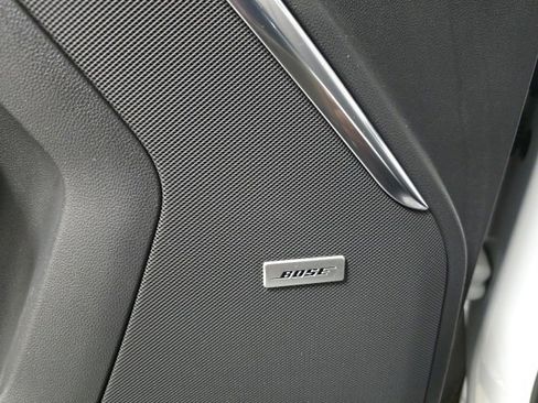 Used 2021 GMC Yukon XL Denali image 16