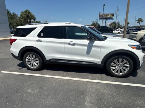 Used 2023 Ford Explorer Limited w/ Equipment Group 301A RWD image 1