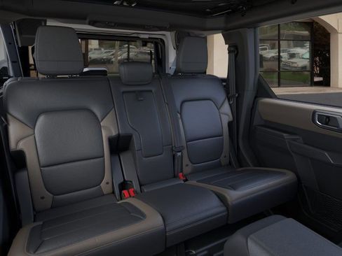 New 2025 Ford Bronco Big Bend w/ Black Diamond Package image 12