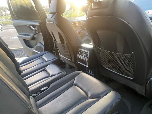 Used 2021 Audi Q7 2.0T Premium Plus w/ Executive Package image 40