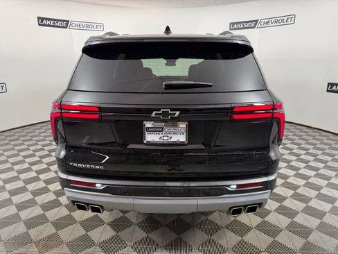 New 2025 Chevrolet Traverse LT w/ Enhanced Driving Package image 5