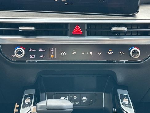 New 2026 Kia Sorento SX Prestige AWD/4WD image 26