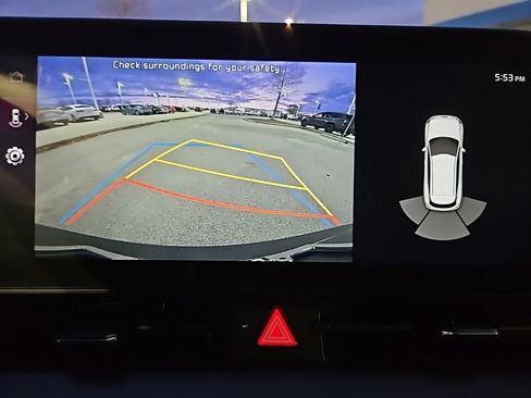 Used 2024 Kia Sportage EX image 23