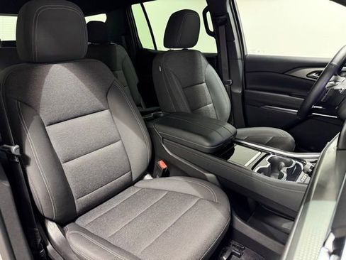 Certified 2024 Chevrolet Traverse LT FWD image 31
