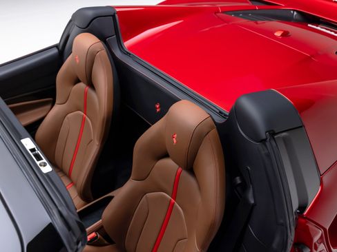 Certified 2023 Ferrari F8 Tributo RWD image 77