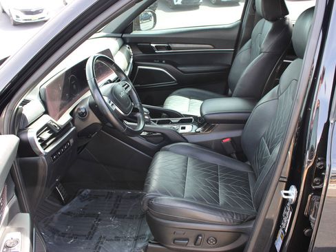Used 2024 Kia Telluride SX X-Pro AWD/4WD image 12