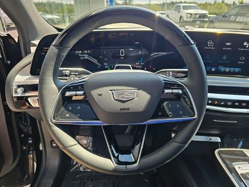 New 2026 Cadillac Lyriq Sport AWD/4WD image 24