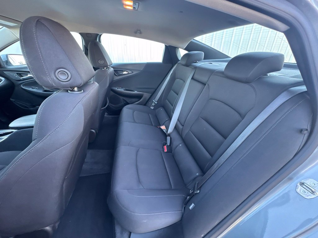 Used 2024 Chevrolet Malibu LT FWD image 32