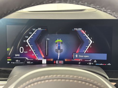 Used 2026 BMW X7 xDrive40i w/ M Sport Package image 32