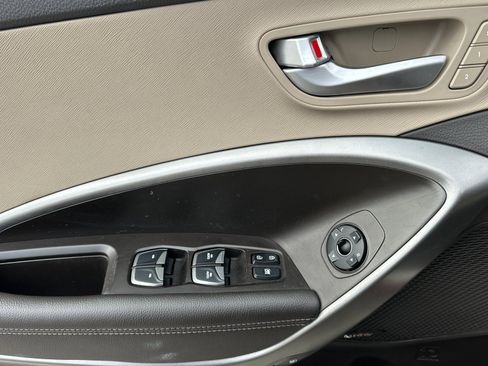 Used 2017 Hyundai Santa Fe Sport w/ 2.4L Tech Package 04 image 11