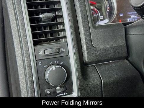 Used 2021 RAM 1500 Classic SLT w/ Electronics Group image 17