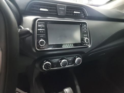 Used 2020 Nissan Versa S image 14