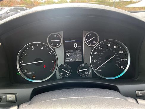 Used 2013 Lexus LX 570 4WD image 25