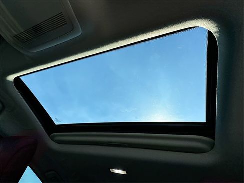 Used 2022 MAZDA CX-30 AWD 2.5 S w/ Preferred Package image 21