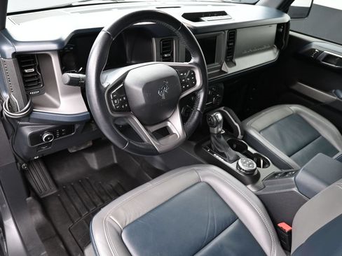 Used 2023 Ford Bronco Outer Banks AWD/4WD image 22