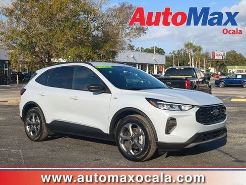 Used 2025 Ford Escape ST-Line image 1