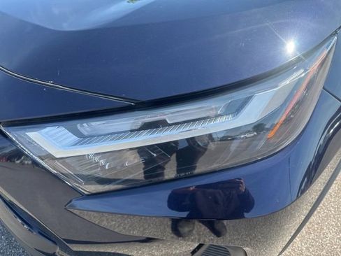 Used 2022 Toyota RAV4 XLE w/ Convenience Package image 9