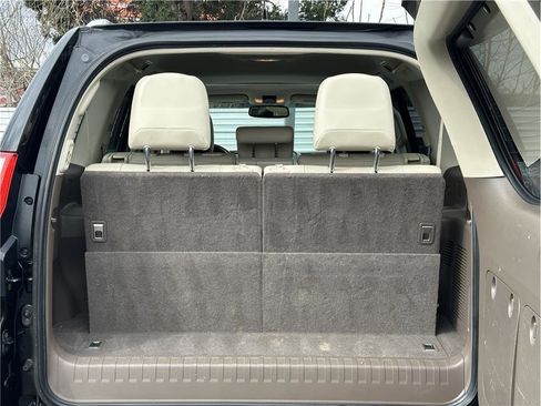 Used 2012 Lexus GX 460 image 35