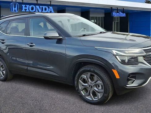 Used 2024 Kia Seltos S image 2