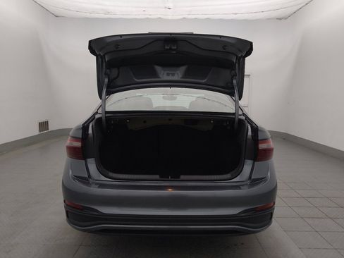 Used 2023 Volkswagen Jetta SE w/ Panoramic Sunroof Package FWD image 29