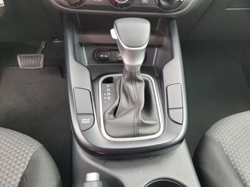 Used 2024 Kia Soul LX w/ Option Group 015 image 22