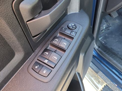 Used 2022 RAM 1500 Tradesman w/ Tradesman SXT Package image 17