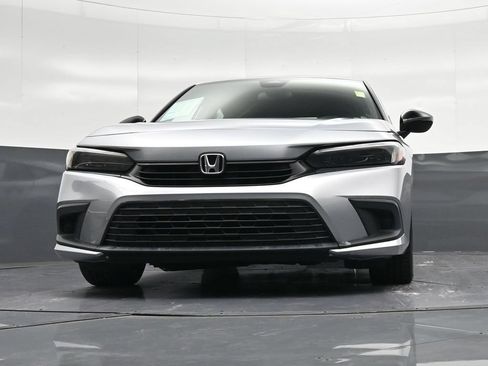 Used 2023 Honda Civic Sport image 32