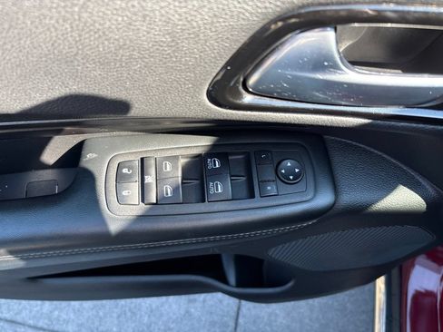 Used 2023 Dodge Durango SXT AWD/4WD image 14