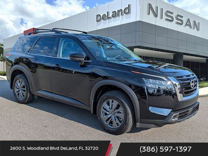 New 2025 Nissan Pathfinder SV