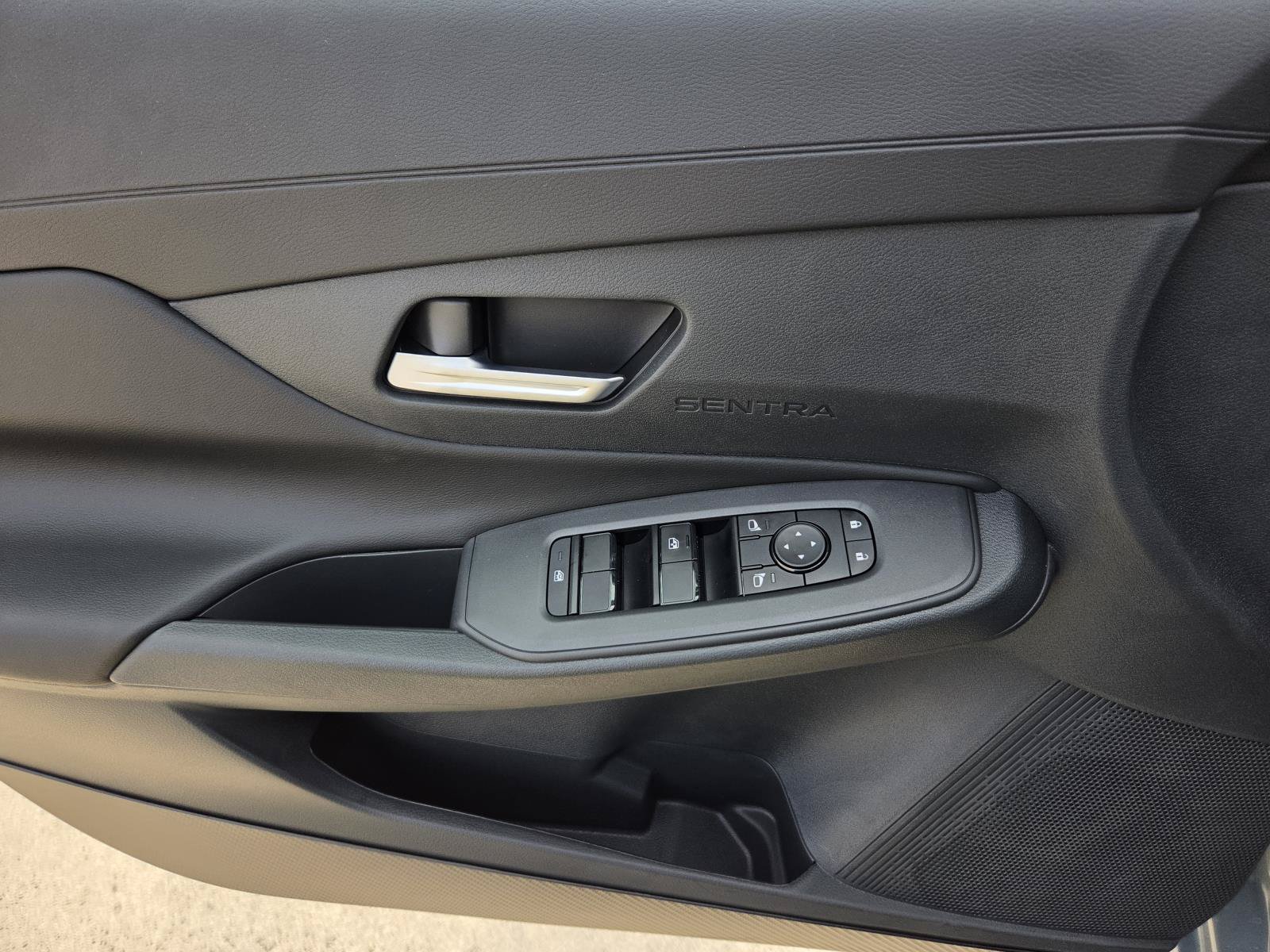 New 2027 Nissan Sentra SV FWD image 15