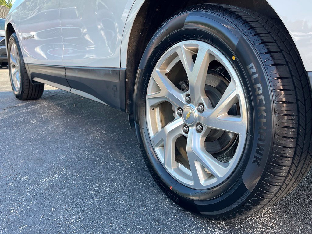 Used 2018 Chevrolet Equinox Premier AWD/4WD image 13