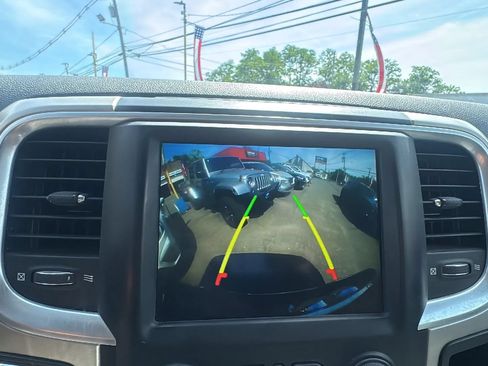 Used 2018 RAM 1500 Outdoorsman AWD/4WD image 26