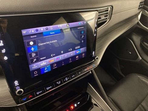 Used 2024 Jeep Wagoneer L Series II image 24