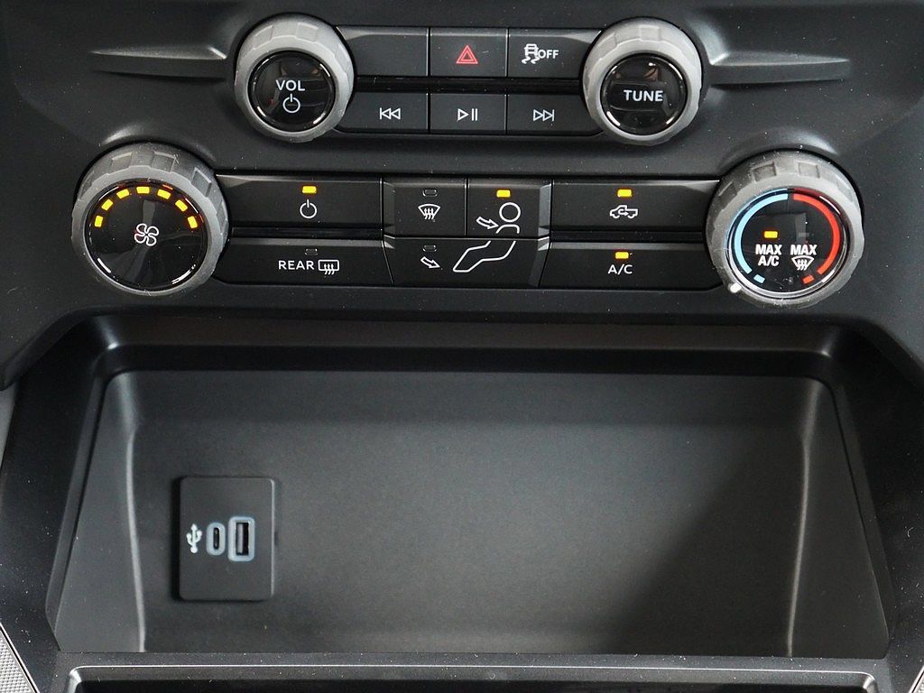 New 2026 Ford F350 XLT AWD/4WD image 23