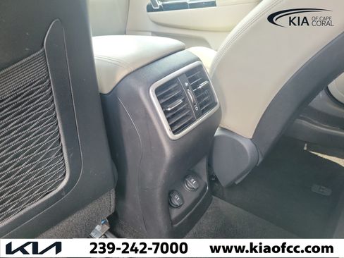 Used 2020 Kia Sportage EX FWD image 14