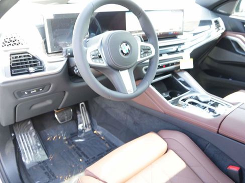 Used 2027 BMW X6 xDrive40i w/ Premium Package AWD/4WD image 12
