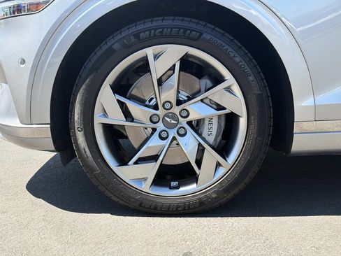 Certified 2023 Genesis Electrified GV70 AWD/4WD image 29