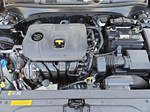 Used 2019 Kia Forte LXS FWD image 20