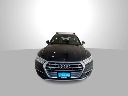 Used 2020 Audi Q5 2.0T Premium w/ Convenience Package image 3