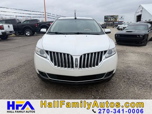 Used 2013 Lincoln MKX Sport Utility 4D w/ Wood Pkg image 7