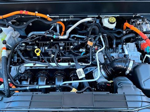 Used 2022 Ford Maverick XLT FWD image 31