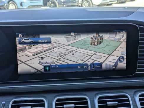 New 2026 Mercedes-Benz GLE 450e 4MATIC image 11
