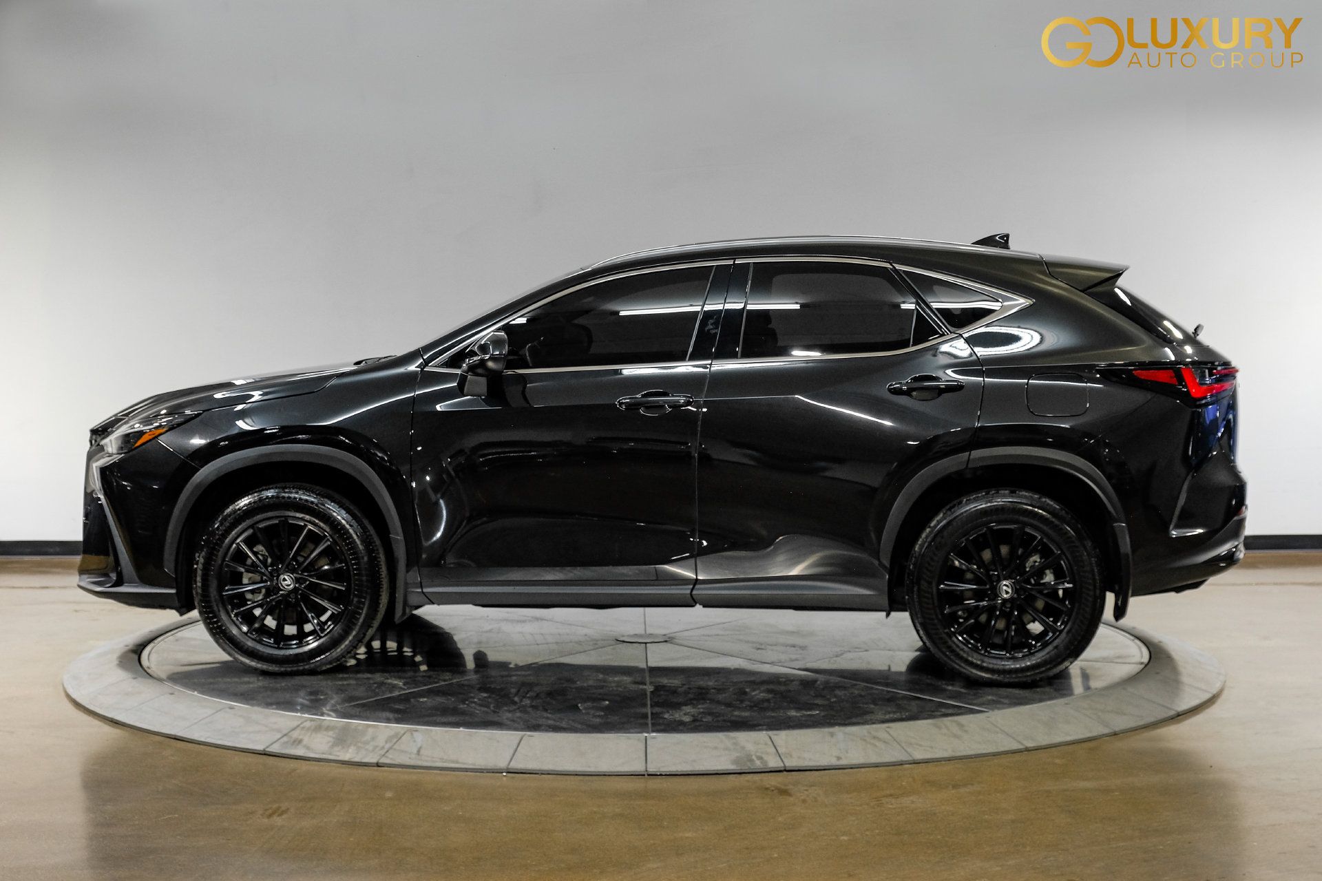 Used 2025 Lexus NX 250 FWD w/ Cold Area Package image 18