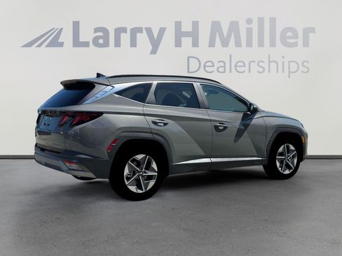 New 2026 Hyundai Tucson SEL FWD image 8
