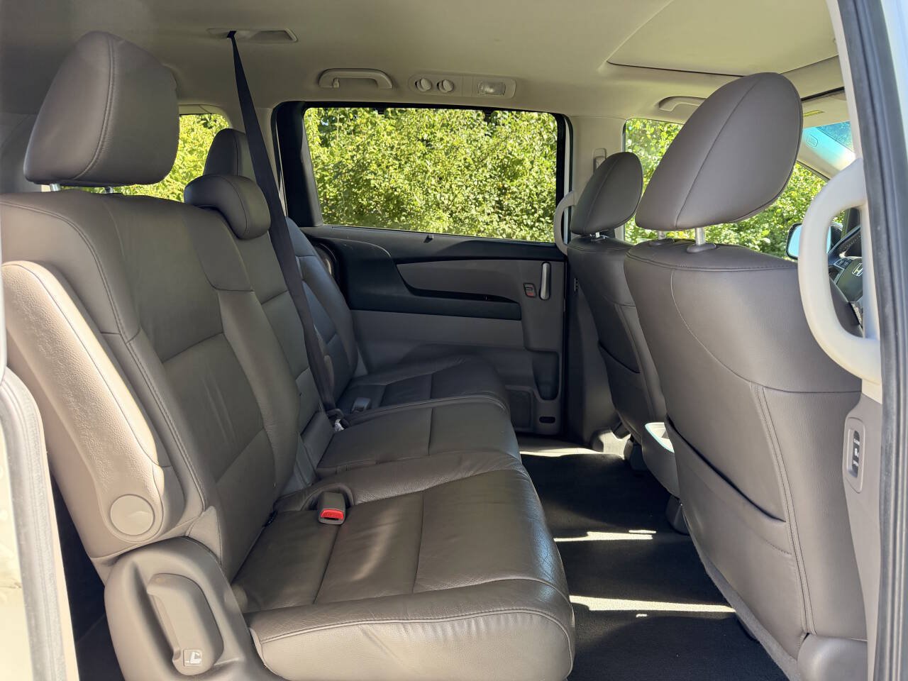 Used 2012 Honda Odyssey EX-L image 25