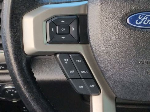 Certified 2021 Ford F250 Lariat image 26