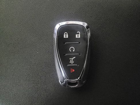 Used 2019 Chevrolet Equinox LT image 32