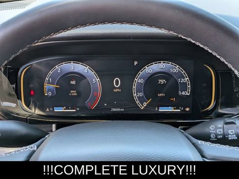 Used 2023 Jeep Wagoneer Series III w/ Premium Group I AWD/4WD image 40